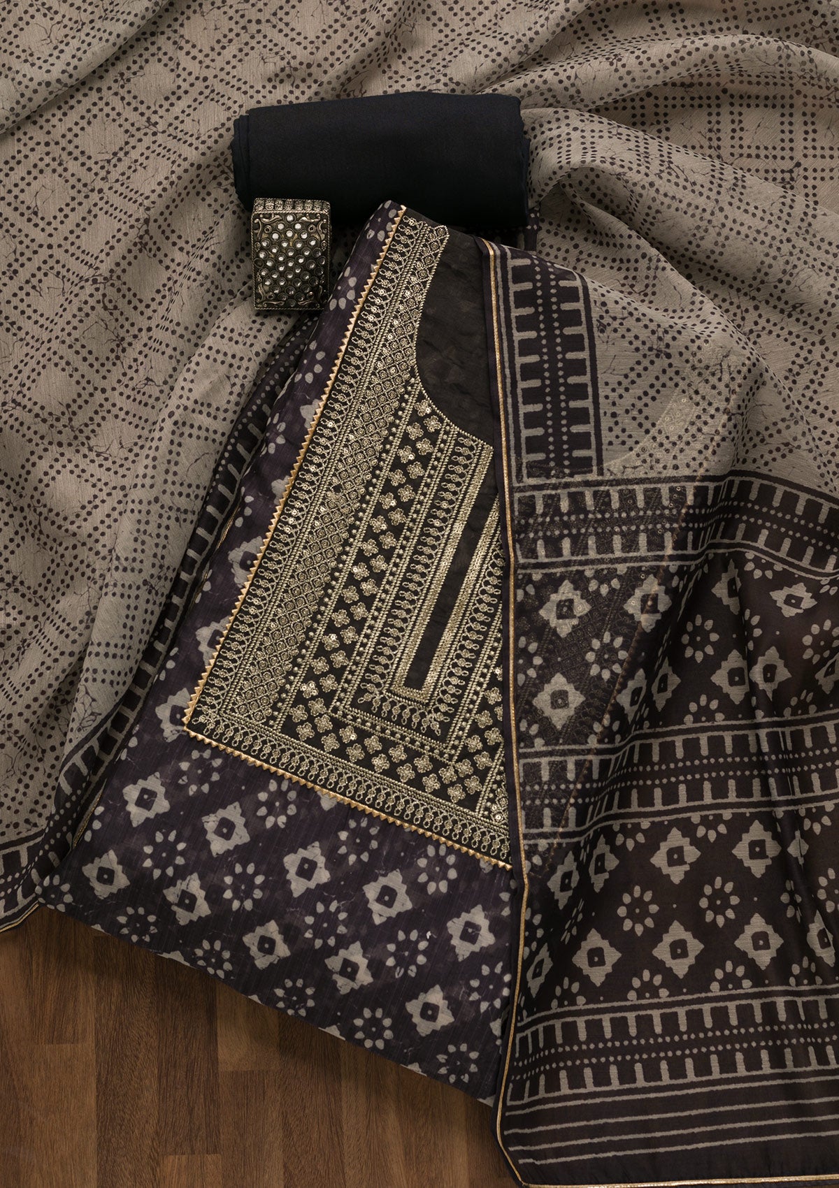 Blue Threadwork Cotton Unstitched Salwar Suit