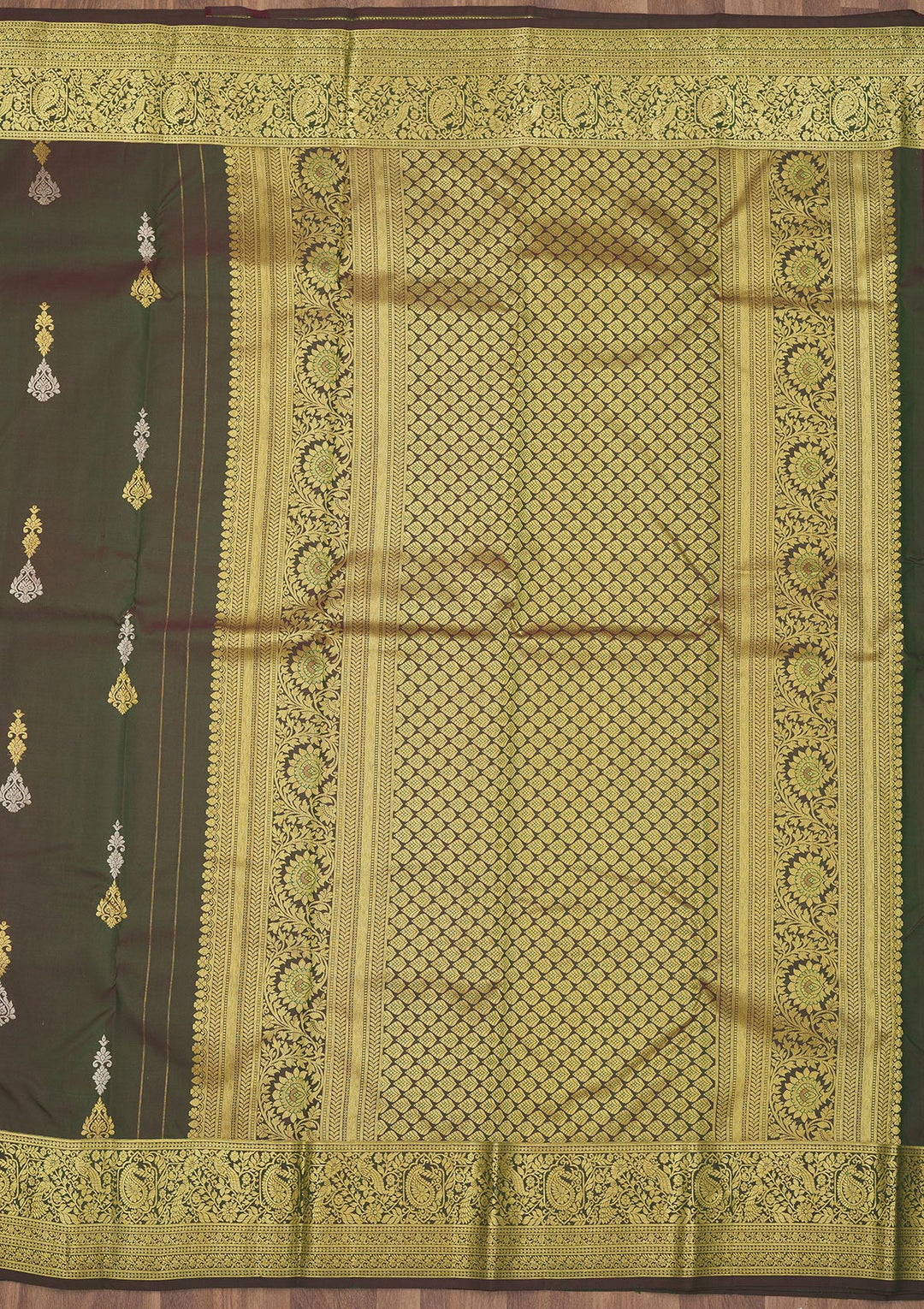Bottle Green Zariwork Pure Silk Saree