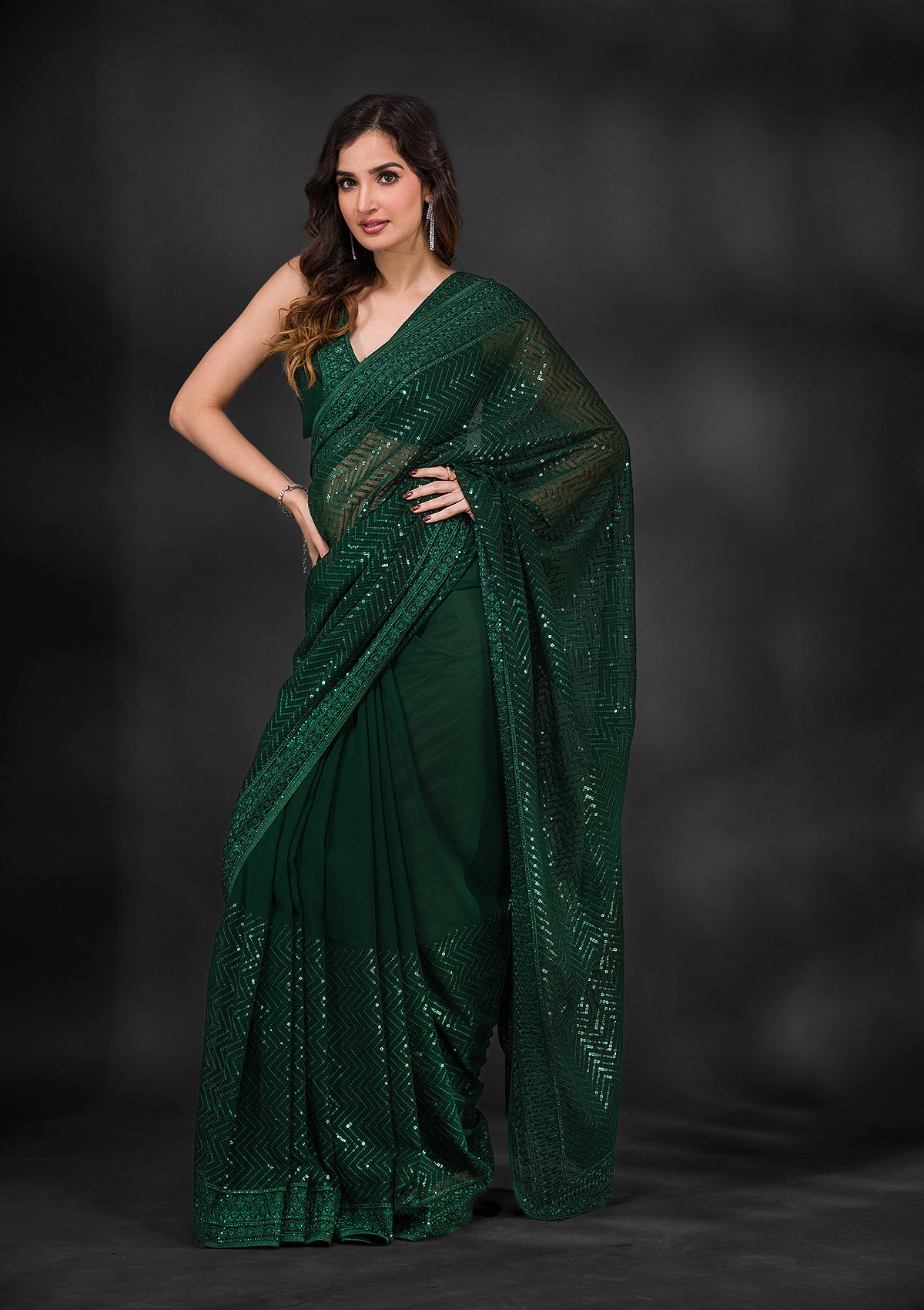 Dual Shades Bandhani Printed Dark Green Weightless Georgette Saree Wit –  SHANGRILA DESIGNER