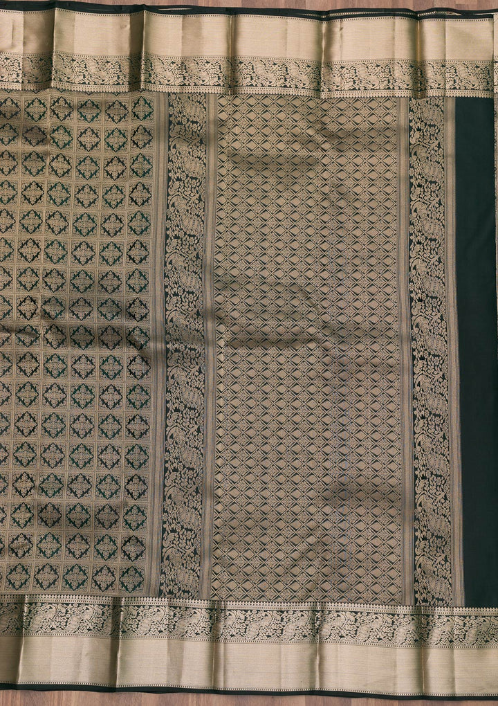 Bottle Green Zariwork Kanjivaram Pure Silk Saree