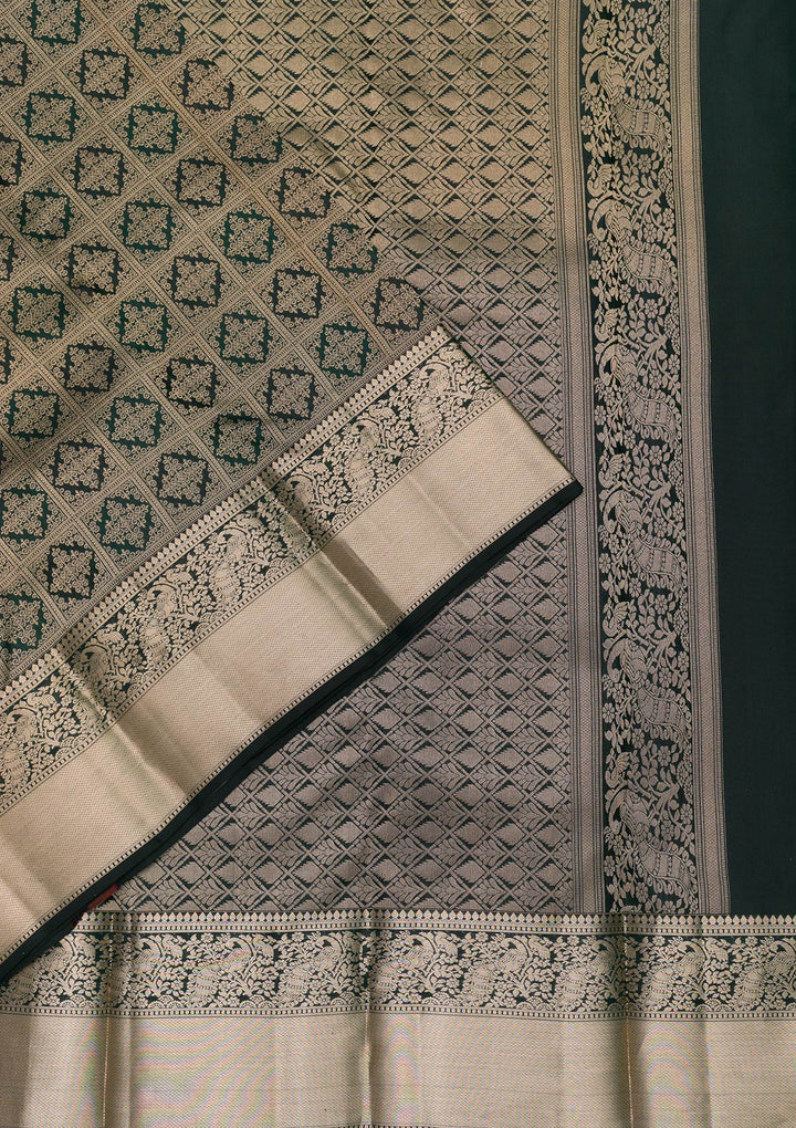 Bottle Green Zariwork Kanjivaram Pure Silk Saree