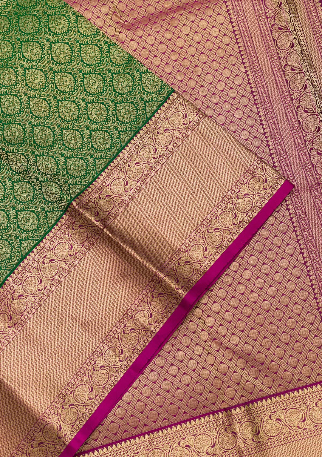 Bottle Green Zariwork Kanjivaram Pure Silk Saree