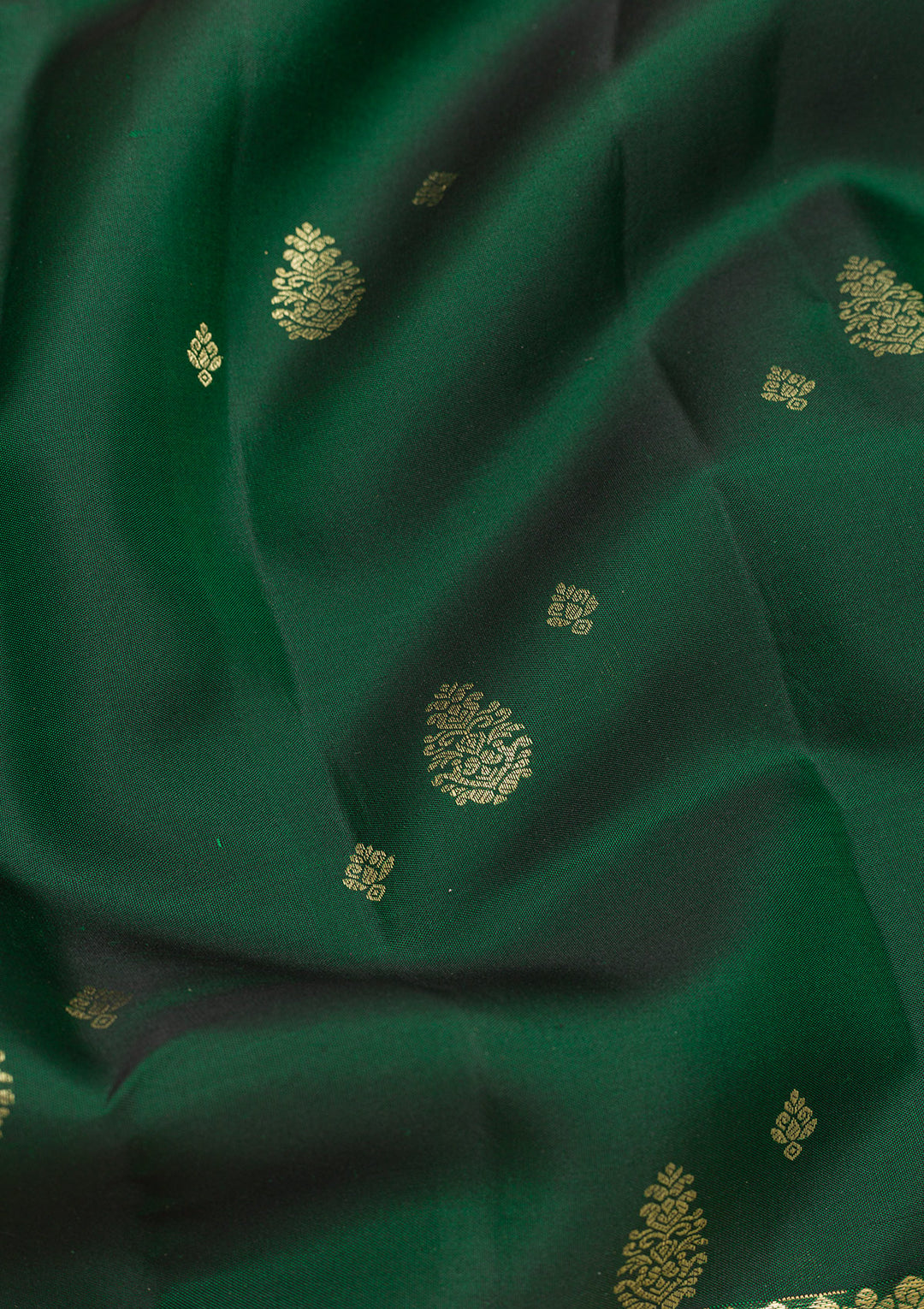 Bottle Green Zariwork Kanjivaram Pure Silk Saree