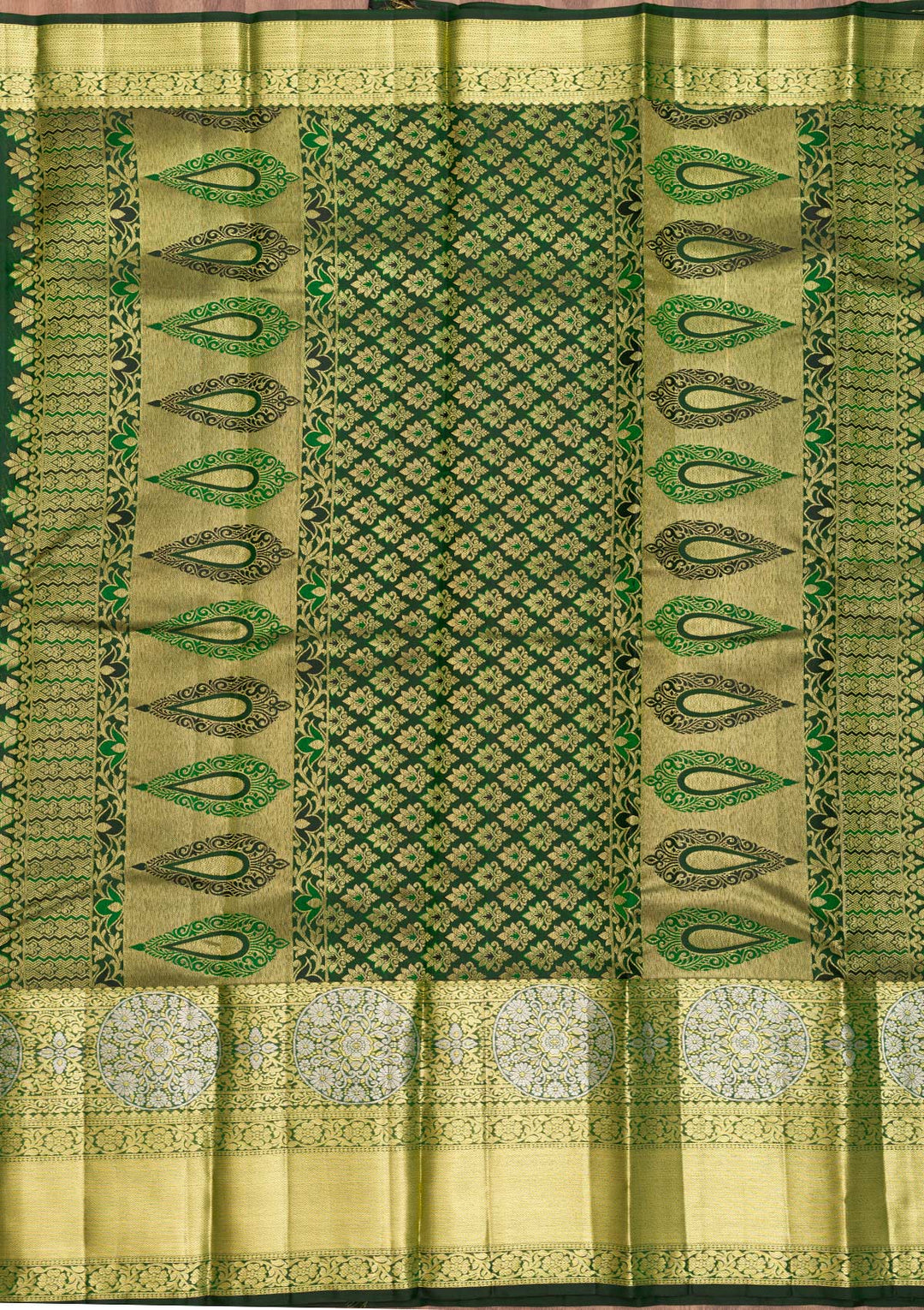 Bottle Green Zariwork Kanjivaram Pure Silk Saree
