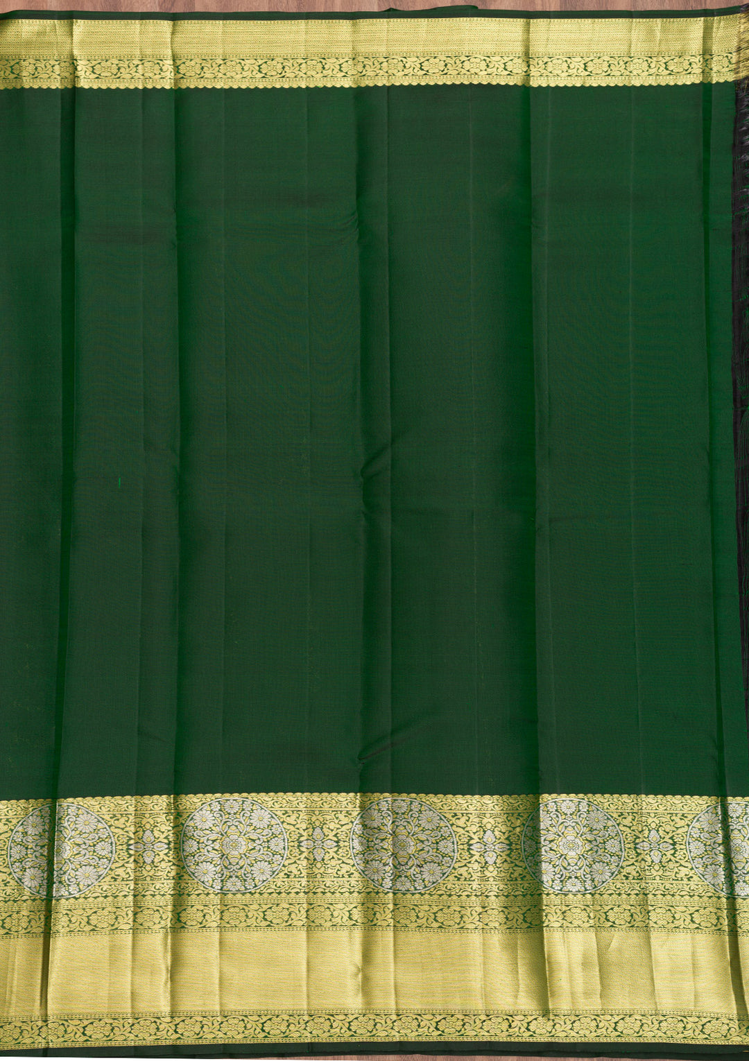 Bottle Green Zariwork Kanjivaram Pure Silk Saree