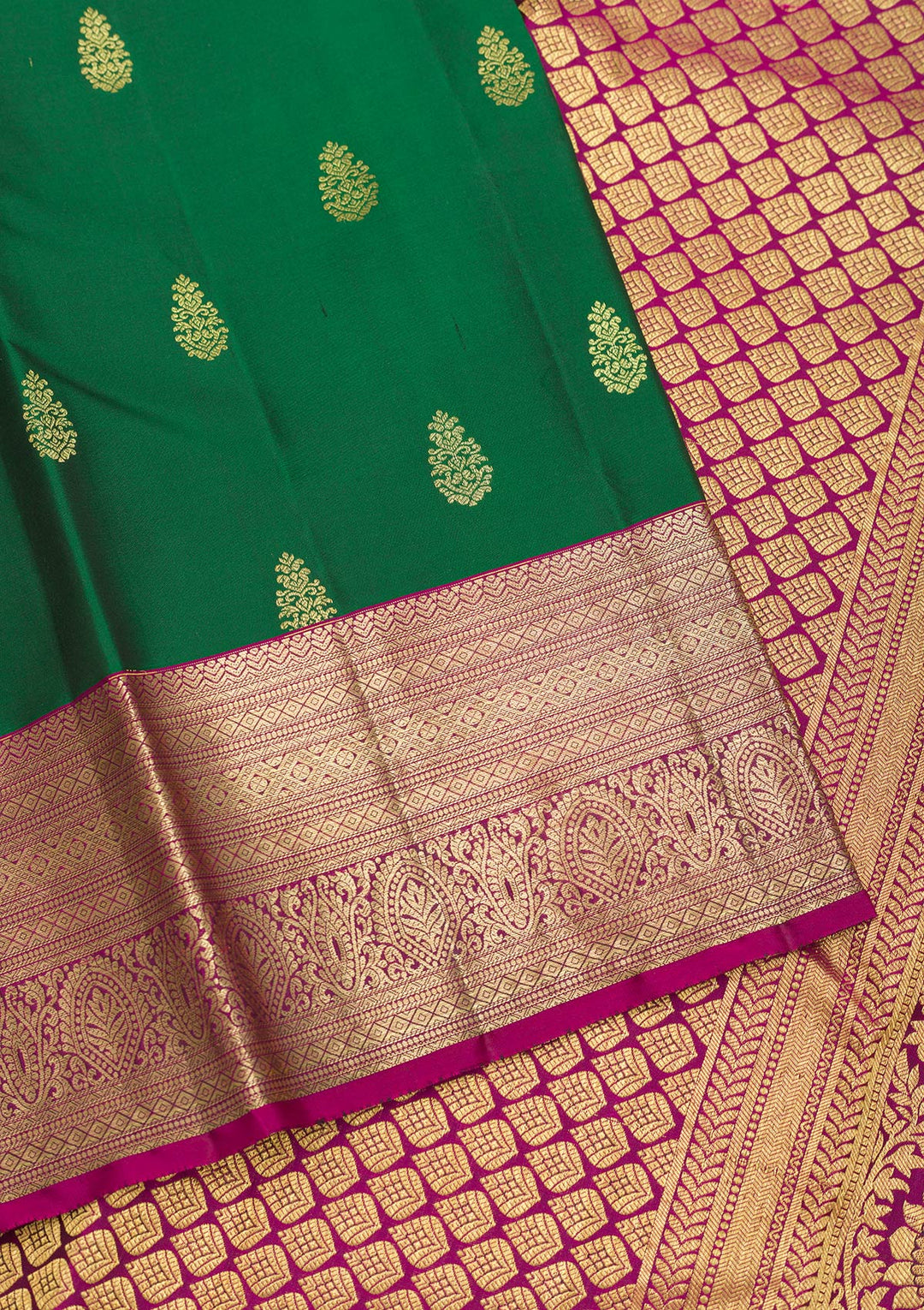 Bottle Green Zariwork Pure Silk Saree
