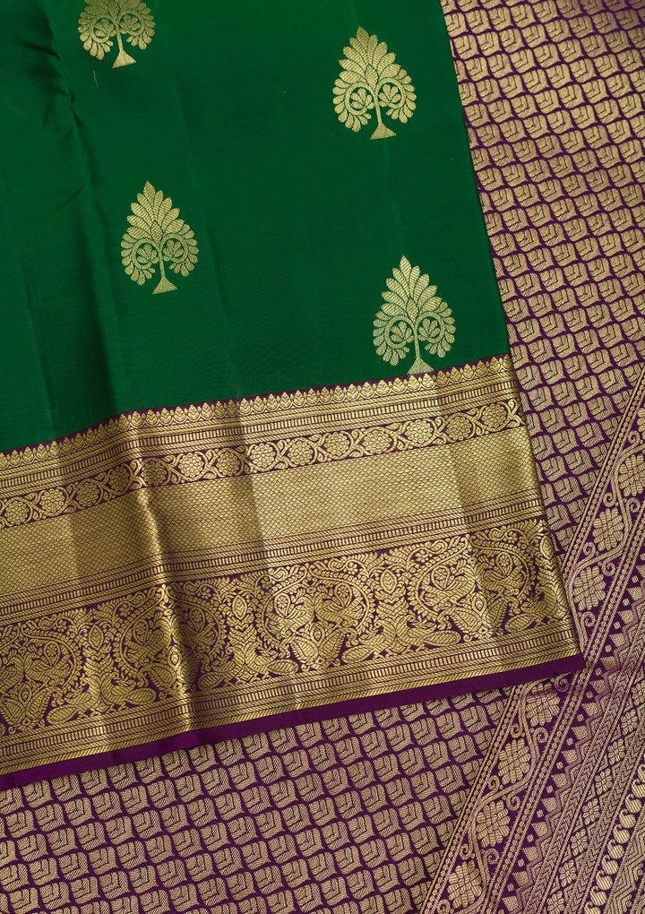 Bottle Green Zariwork Banarasi Pure Silk Saree