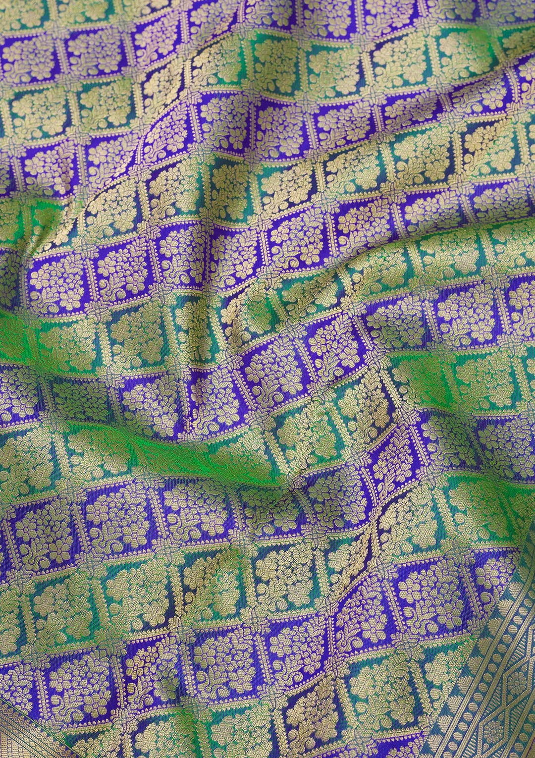 Bottle Green Zariwork Pure Silk Saree