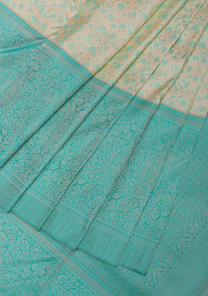 Cream Silver Zariwork Kanjivaram Pure Silk Saree