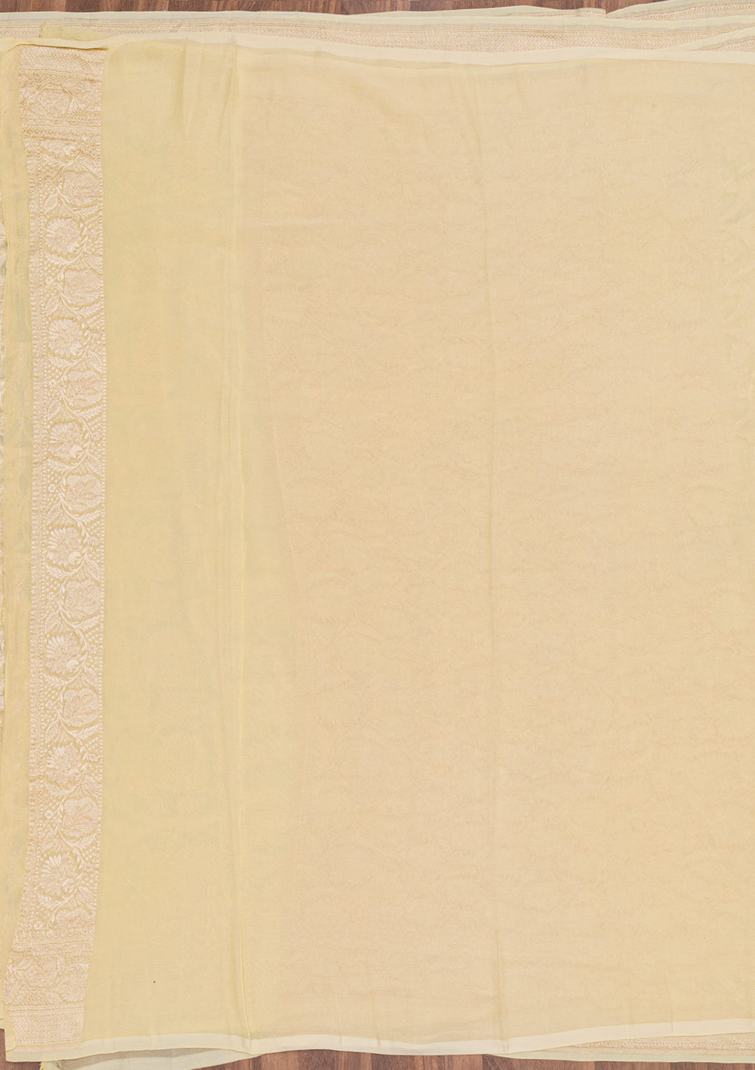 Cream Zariwork Banarasi Pure Silk Saree