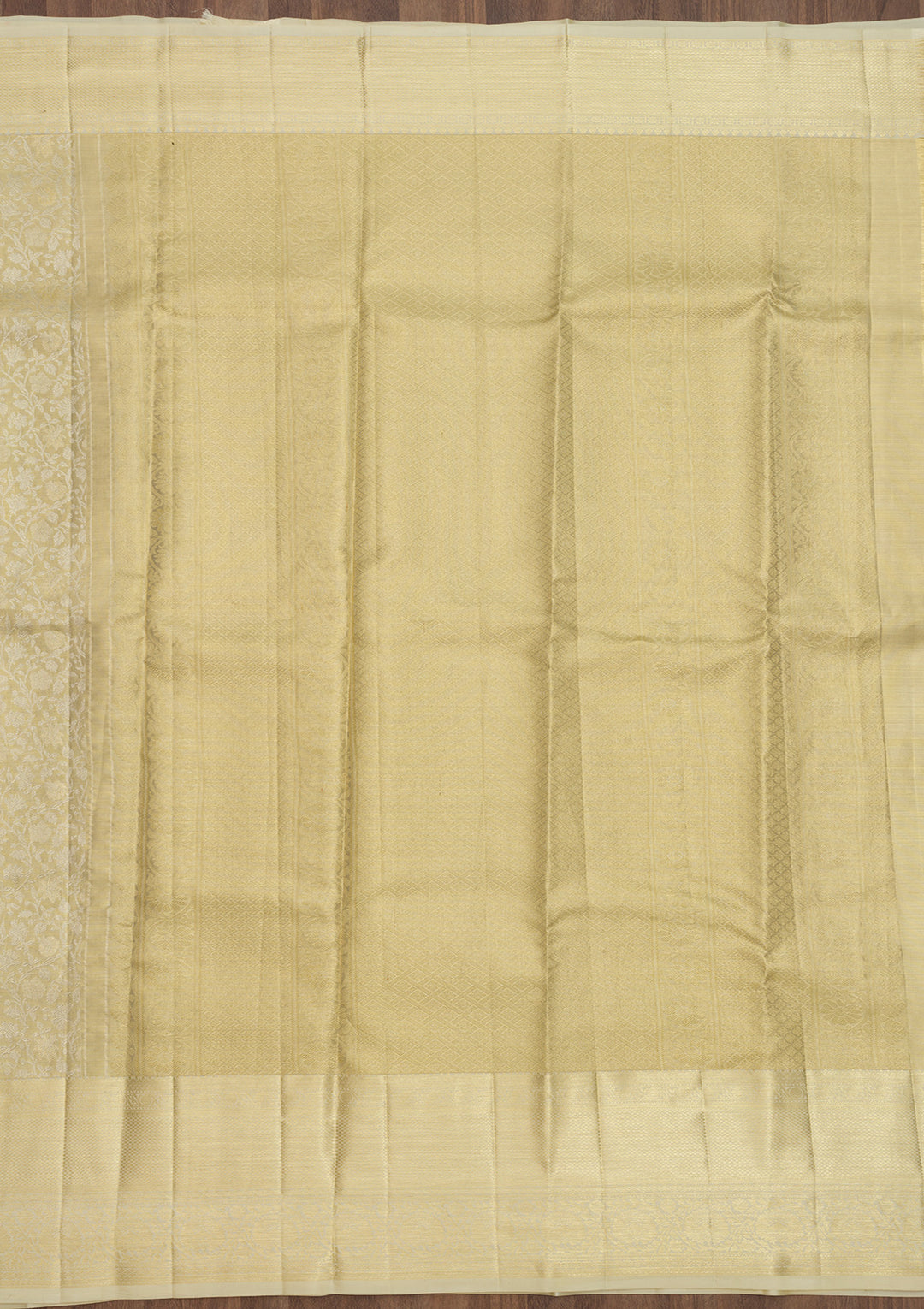 Cream Zariwork Pure Silk Saree