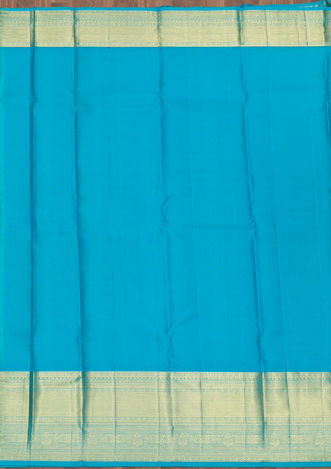 Cream Zariwork Pure Silk Saree