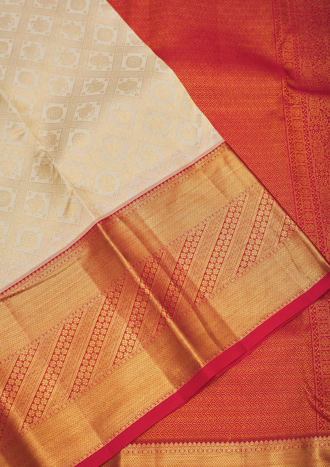Cream Zariwork Pure Silk Saree