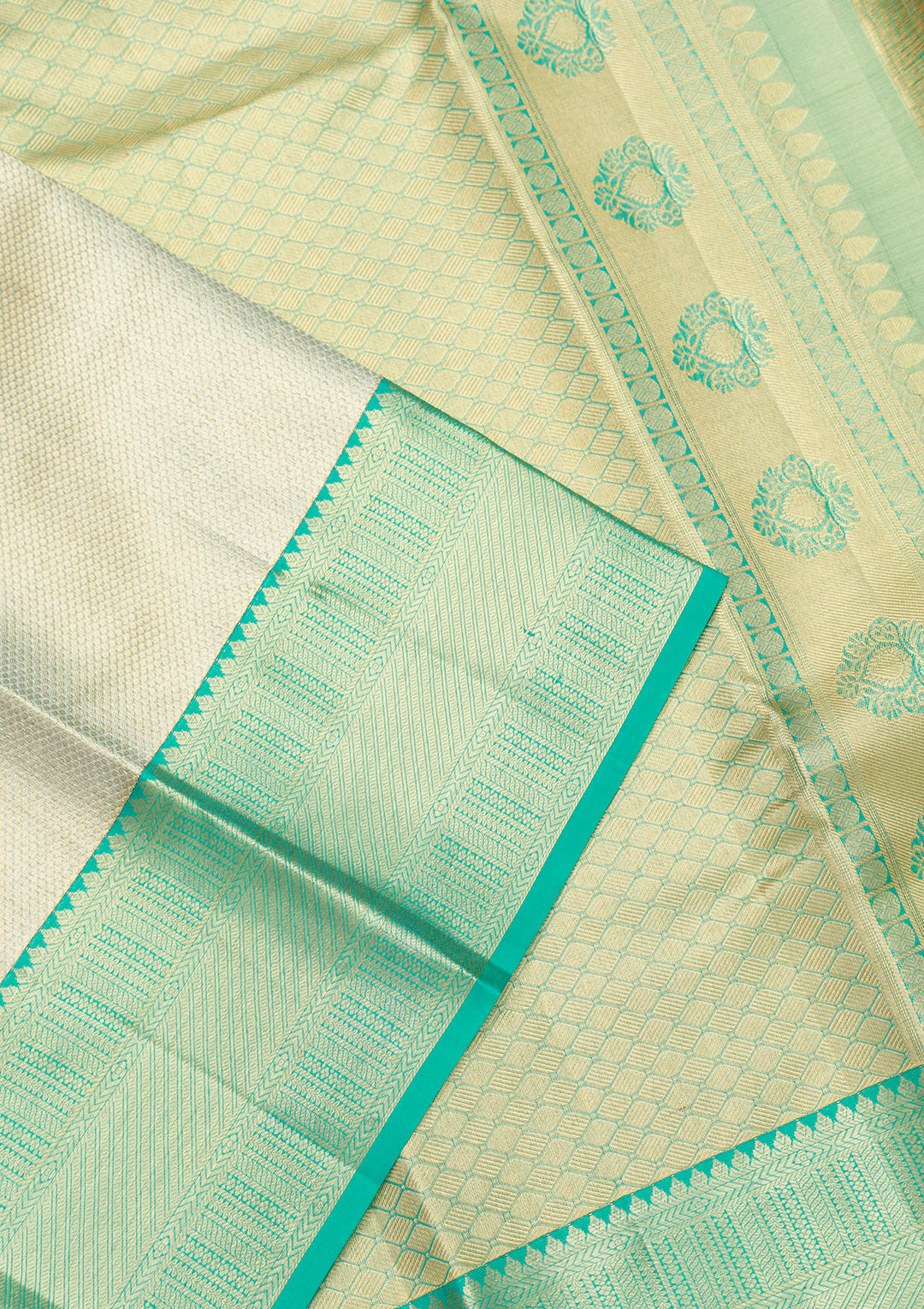 Gold Zariwork Kanjivaram Pure Silk Saree