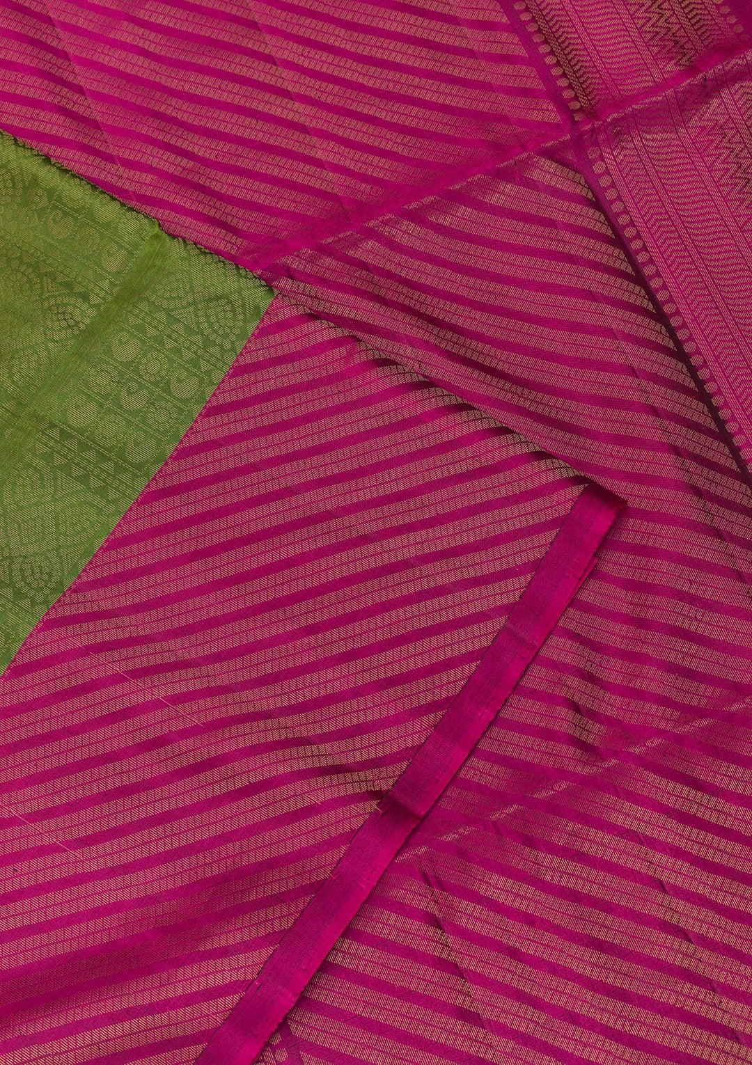 Leaf Green Zariwork Pure Silk Saree