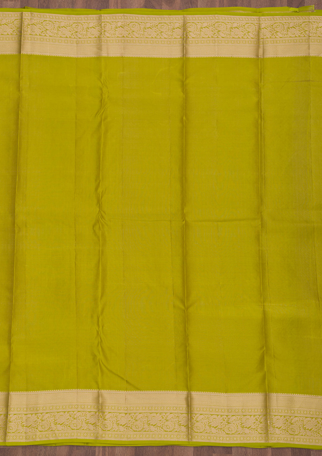 Leaf Green Zariwork Pure Silk Saree