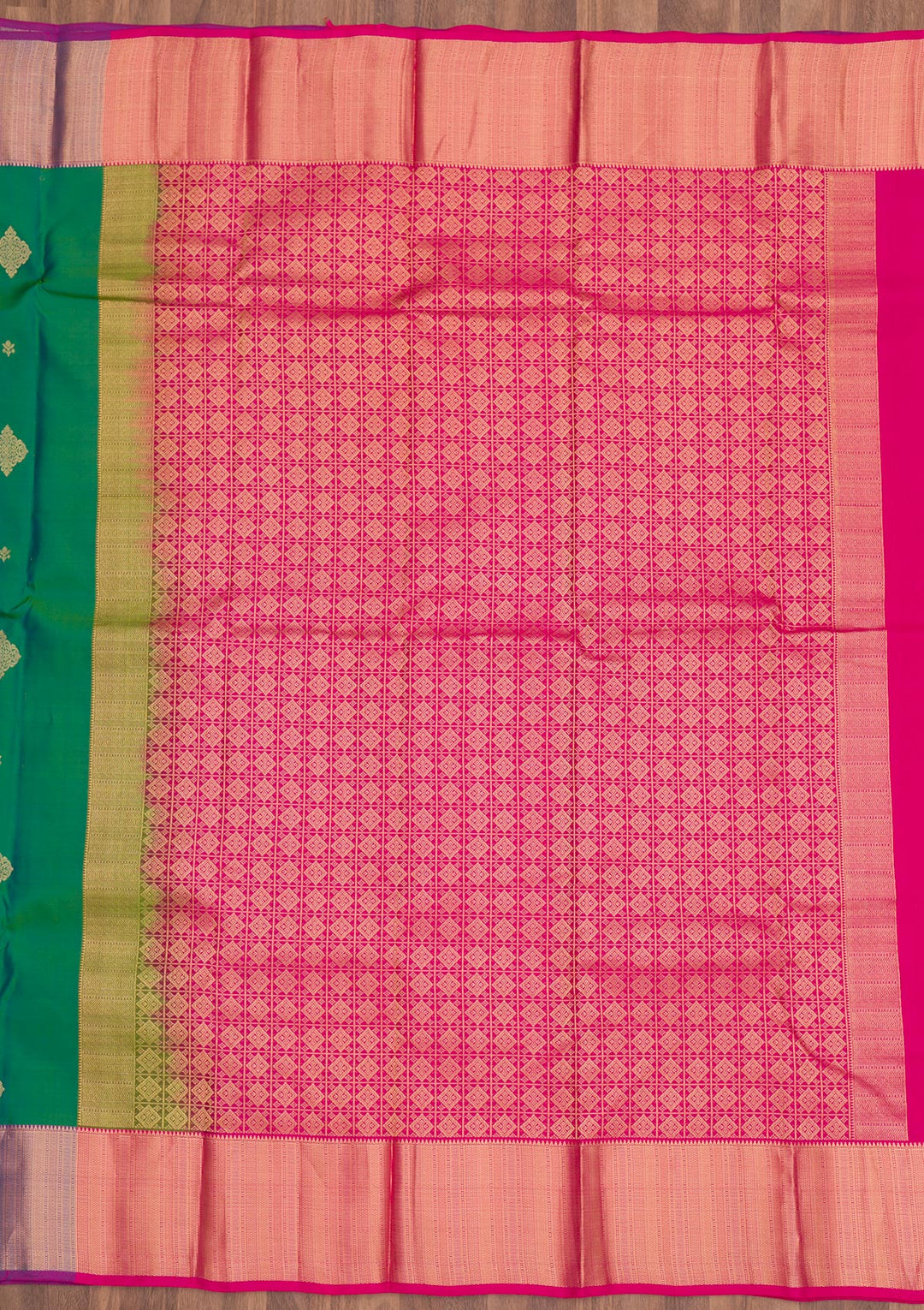 Leaf Green Zariwork Pure Silk Saree