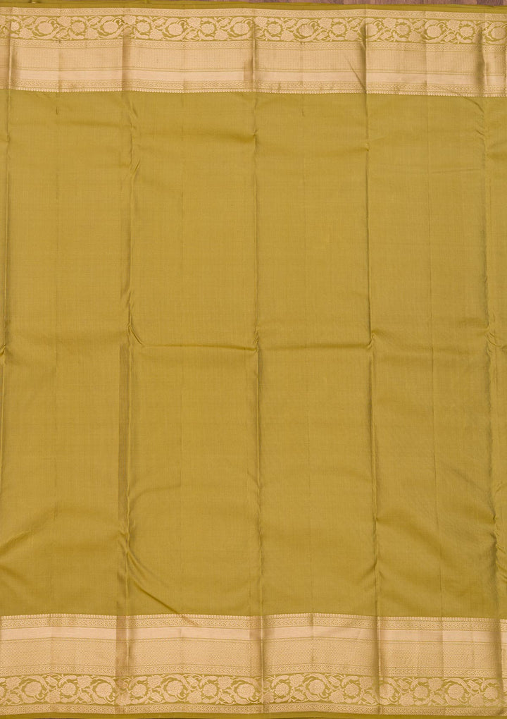 Leaf Green Zariwork Pure Silk Saree
