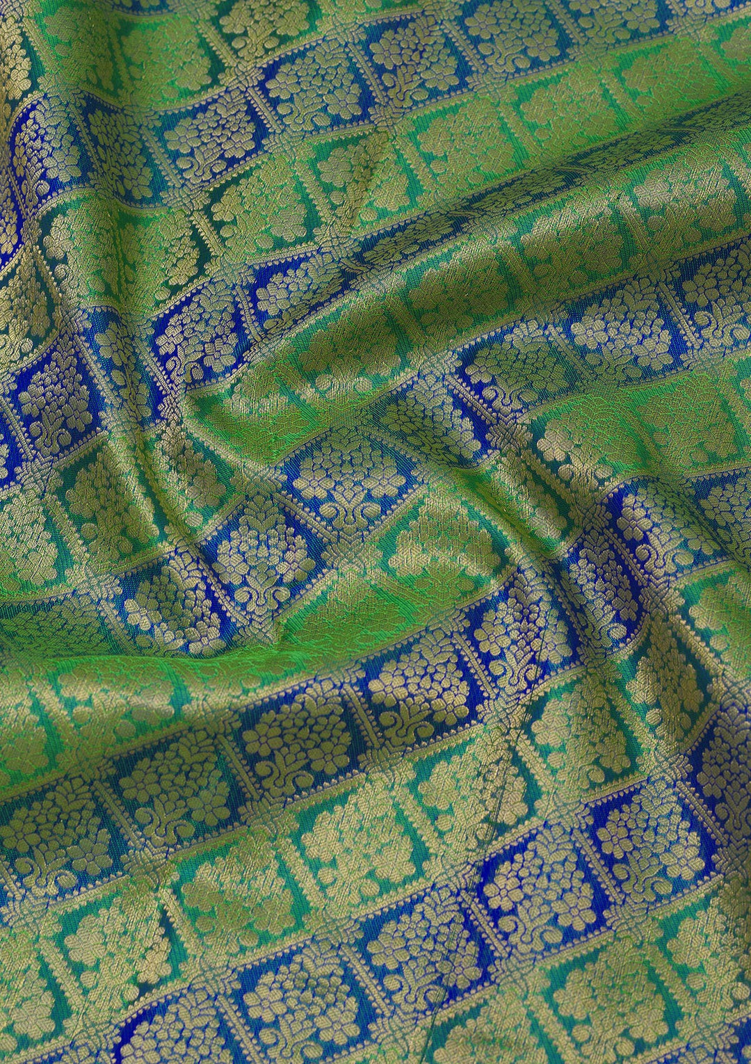 Leaf Green Zariwork Pure Silk Saree