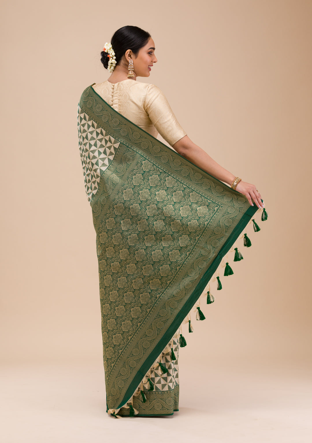 Leaf Green Zariwork Silk Saree