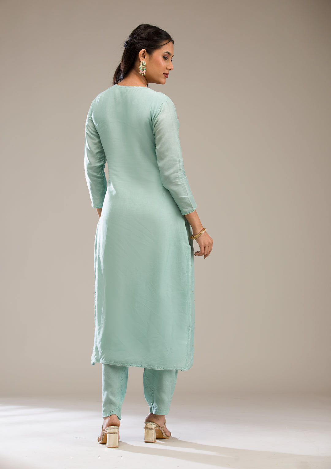 Light Grey Gotapatti Semi Crepe Readymade Salwar Suit