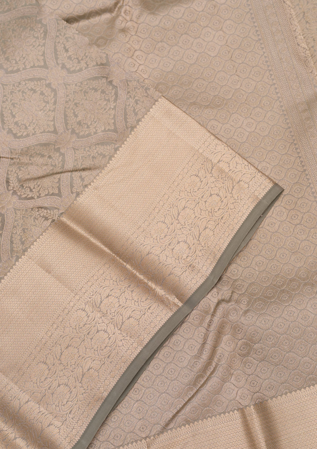 Light Grey Zariwork Pure Silk Saree
