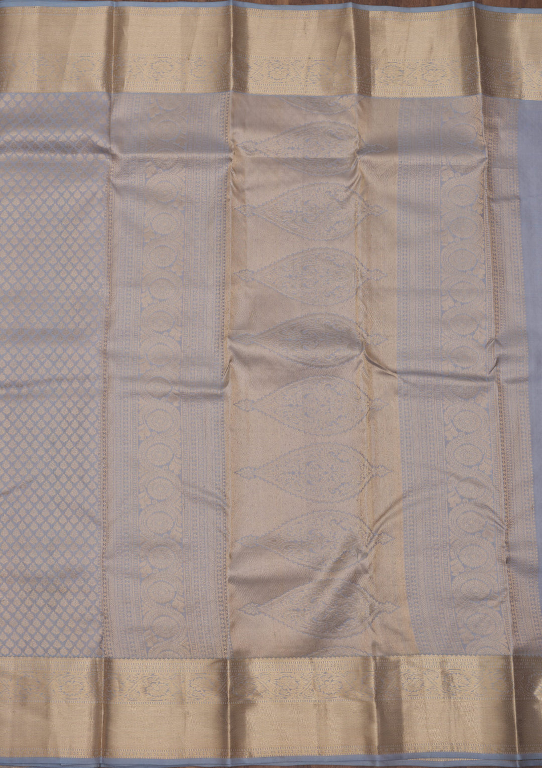 Light Grey Zariwork Pure Silk Saree