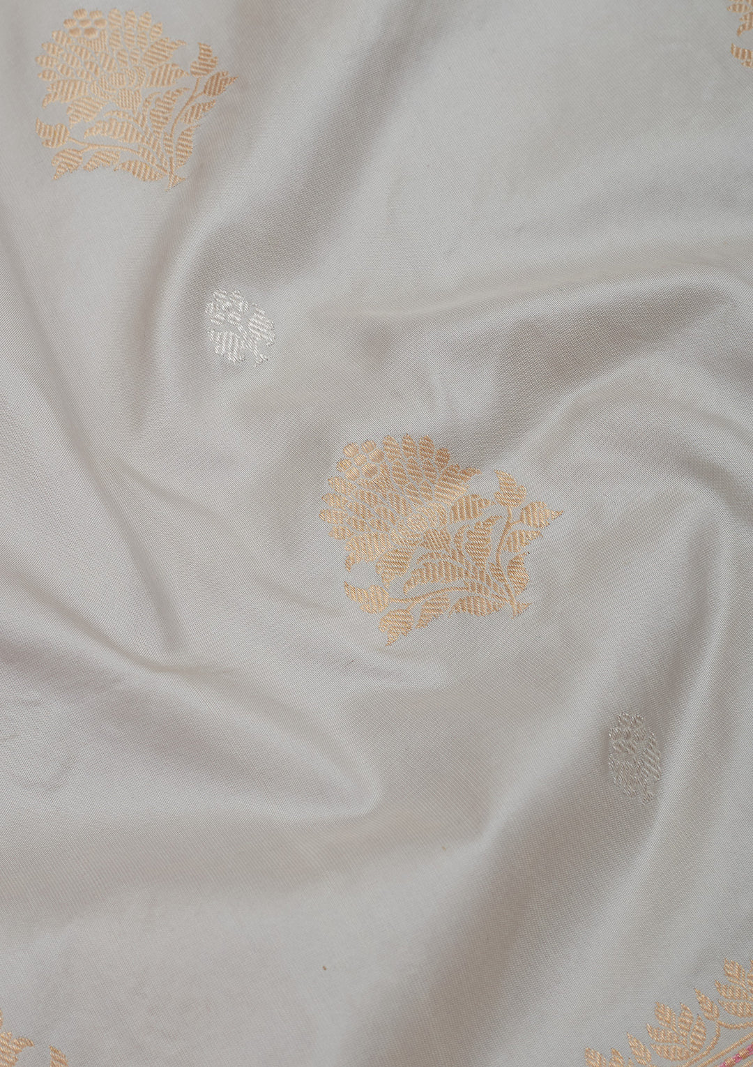 Light Grey Zariwork Pure Silk Saree
