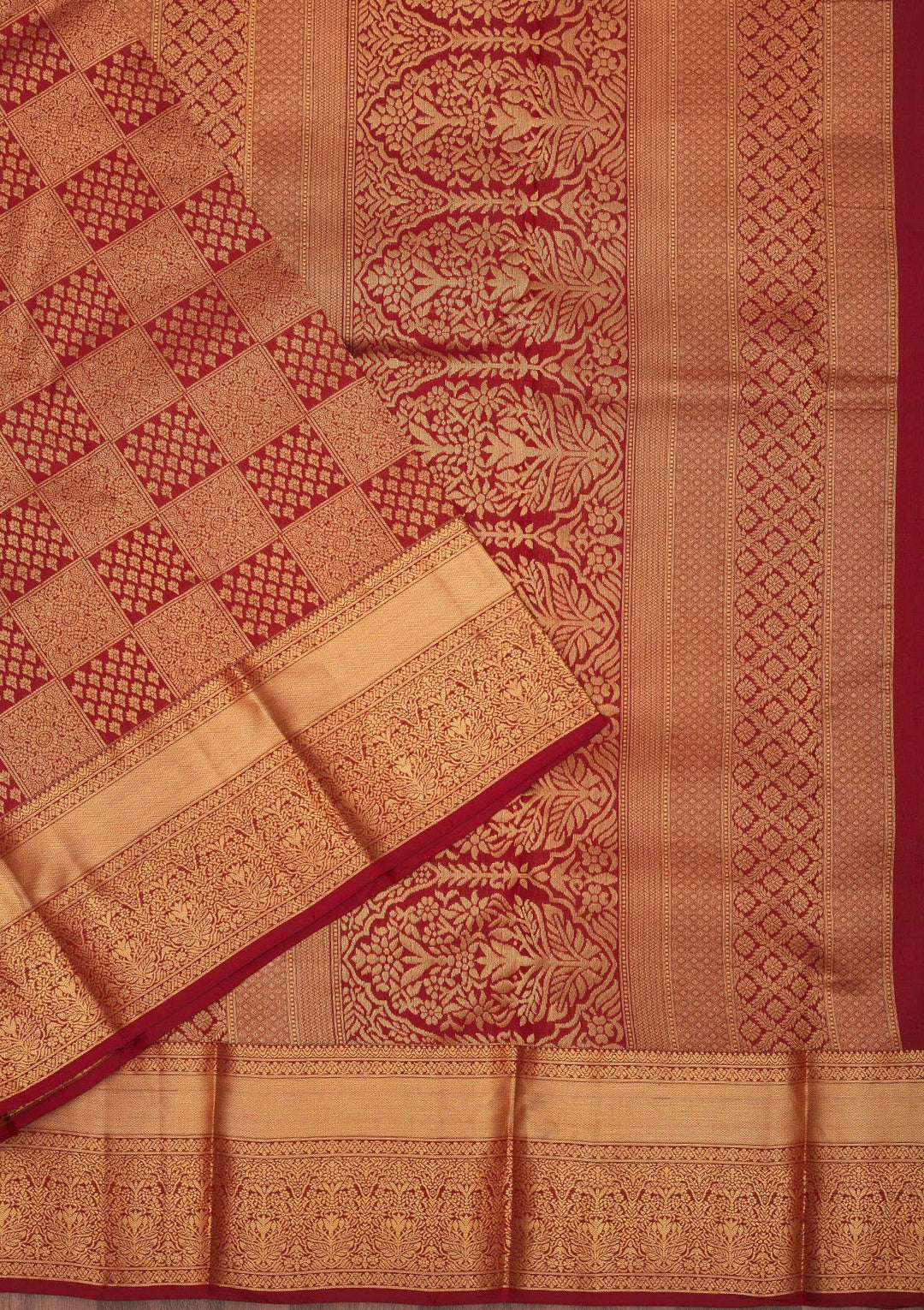 Maroon Zariwork Pure Silk Saree