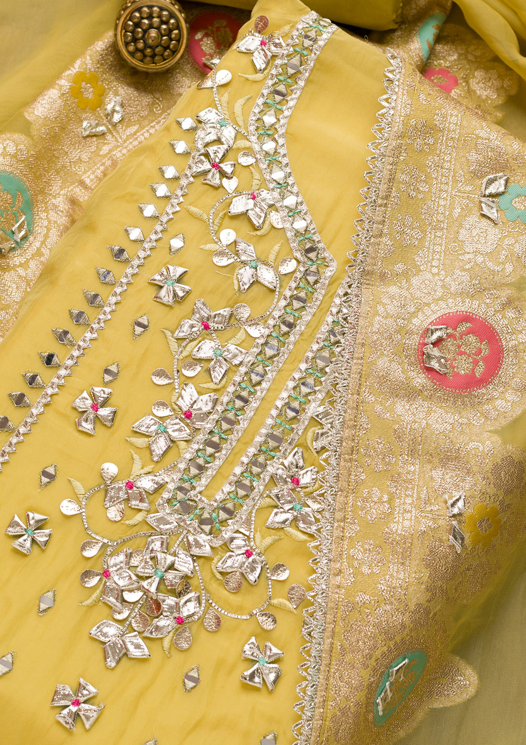 Mehendi Gotapatti Organza Unstitched Salwar Suit