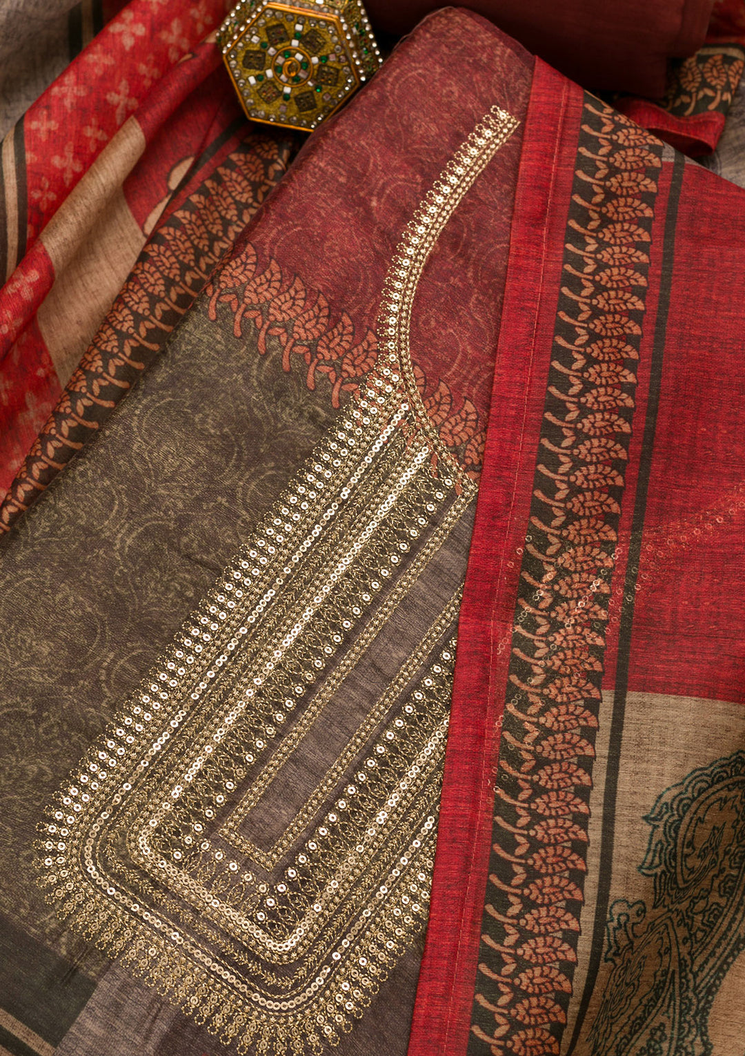 Mehendi Threadwork Chanderi Unstitched Salwar Suit
