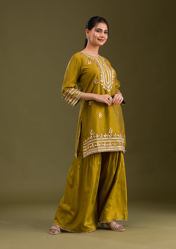 Mehendi Zariwork Semi Crepe Readymade Salwar Suit