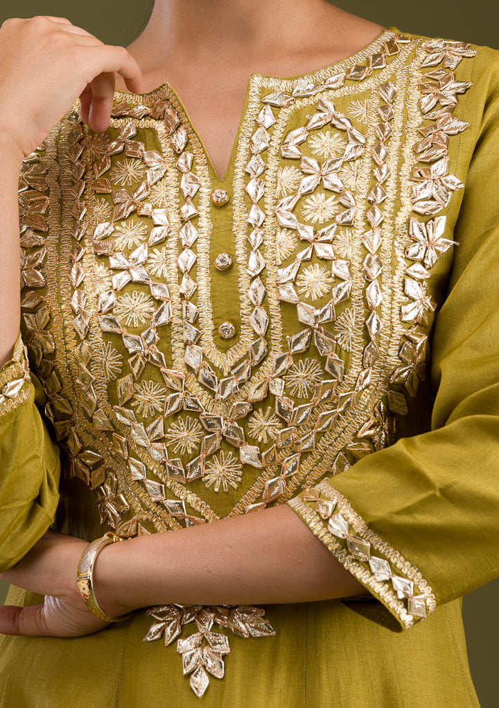 Mehendi Zariwork Semi Crepe Readymade Salwar Suit