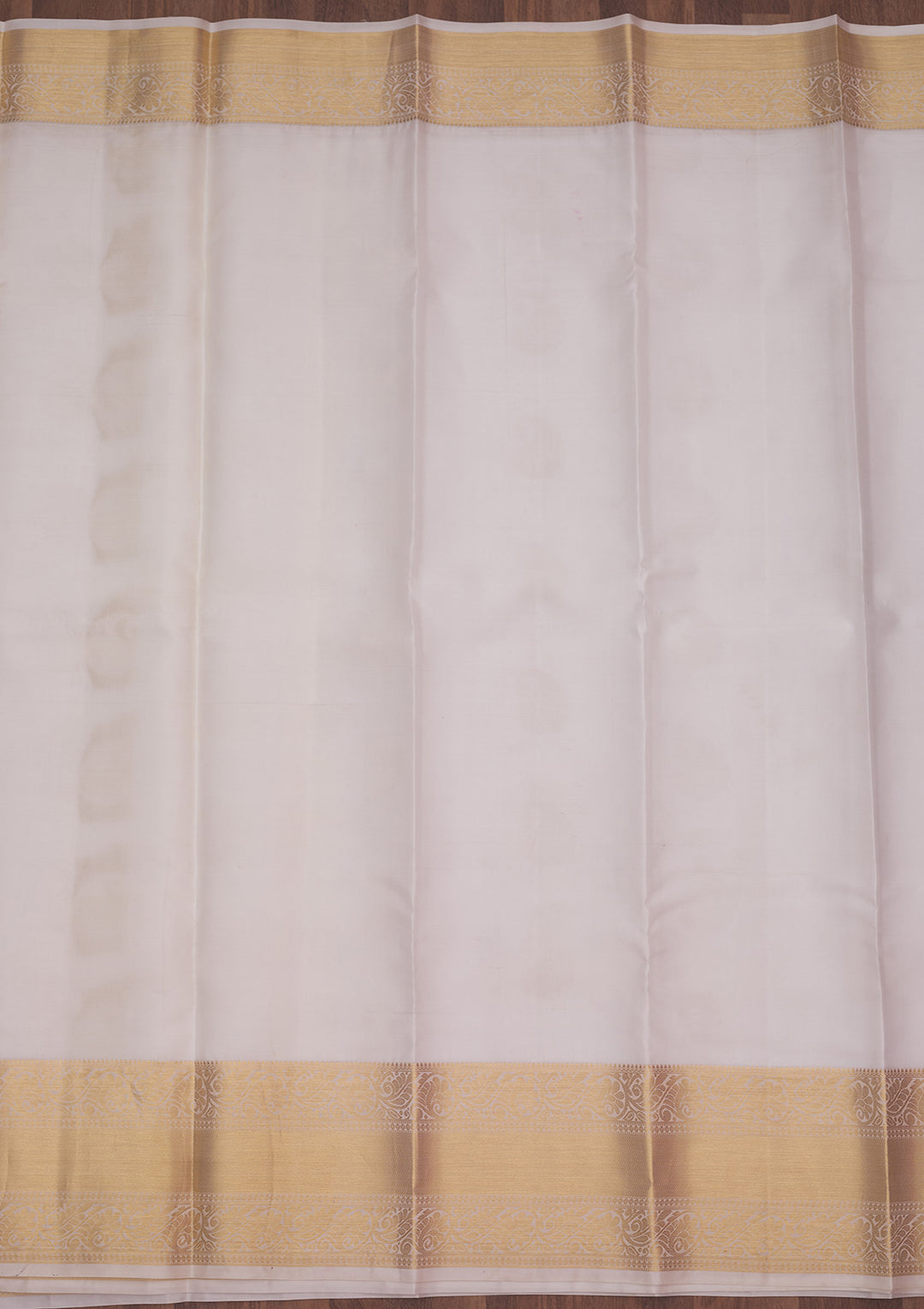 Off White Zariwork Pure Silk Saree