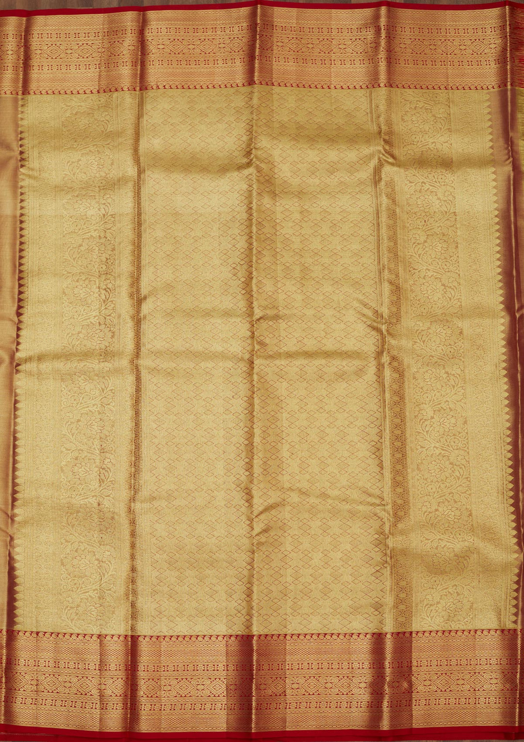 Off White Zariwork Pure Silk Saree