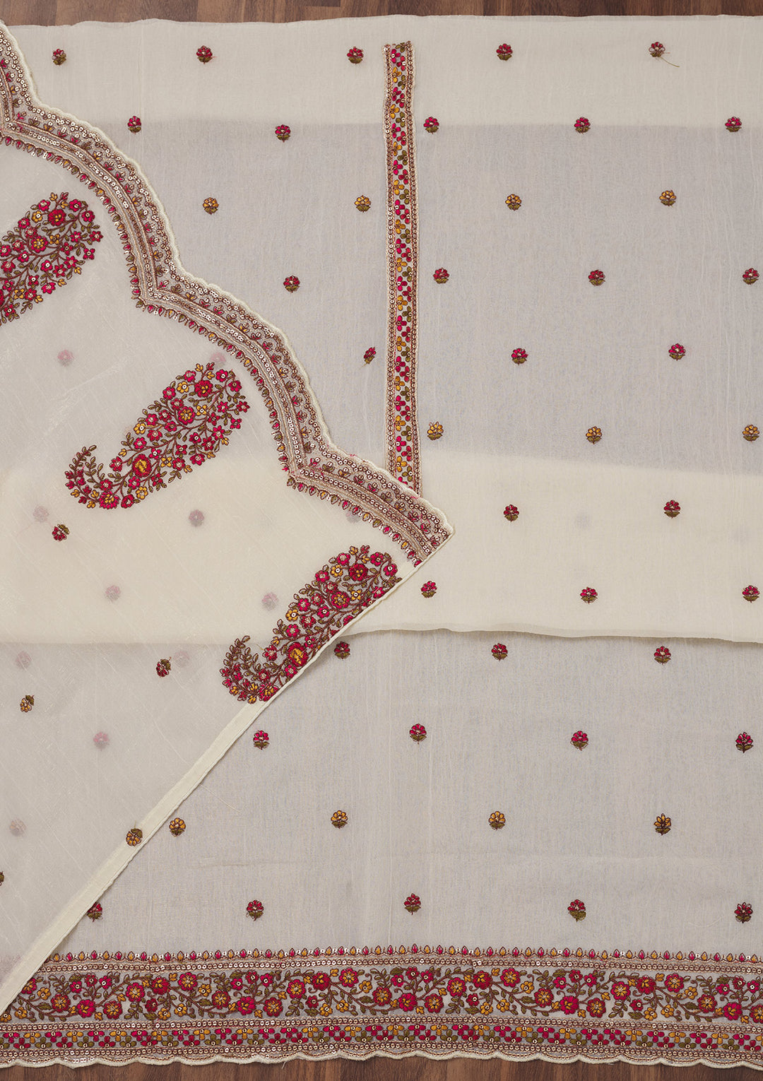 Off White Threadwork Chiffon Unstitched Salwar Suit