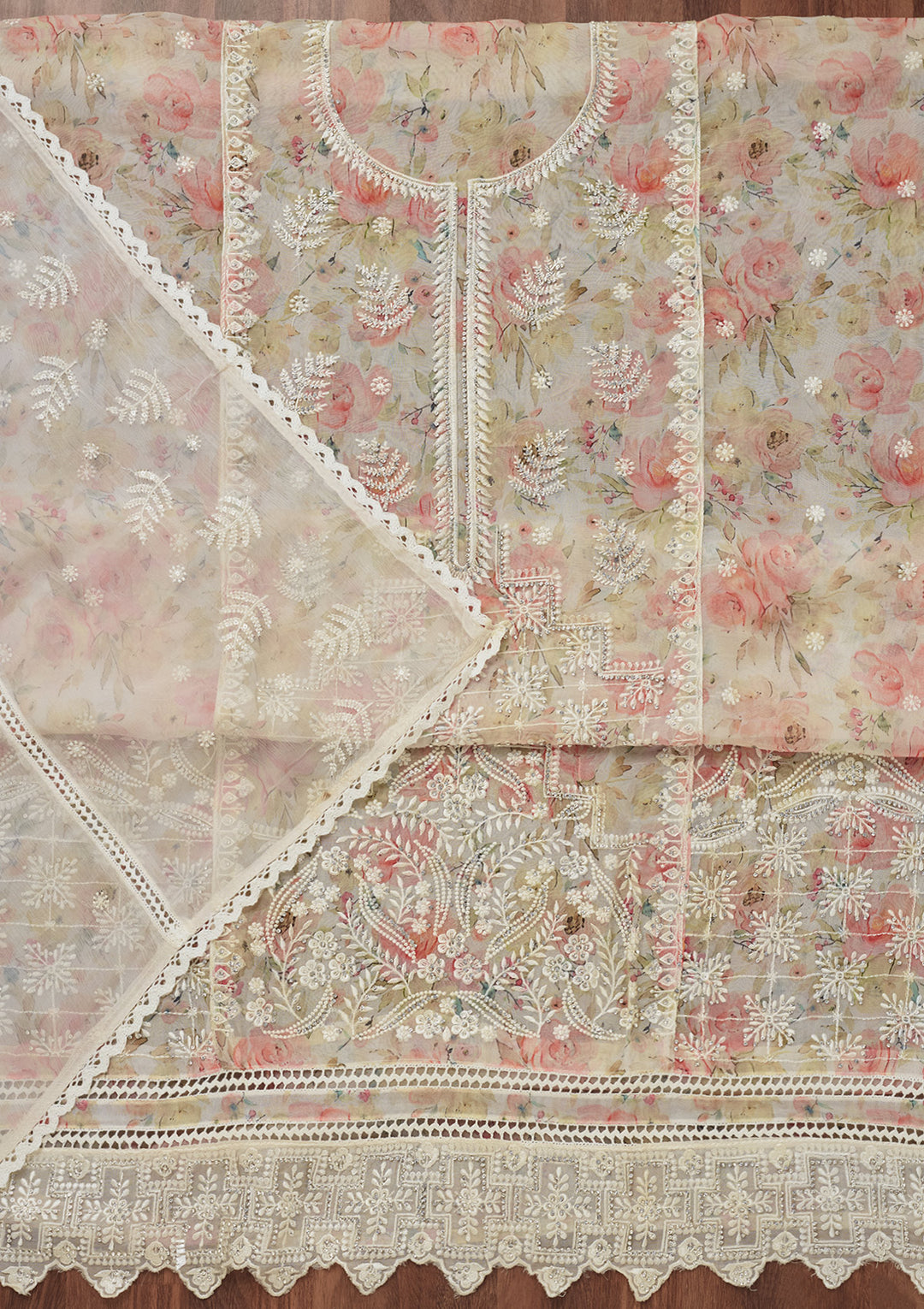 Off White Threadwork Georgette Unstitched Salwar Suit
