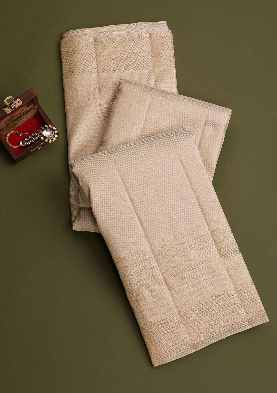 Off White Gold Zariwork Pure Silk Saree-Koskii
