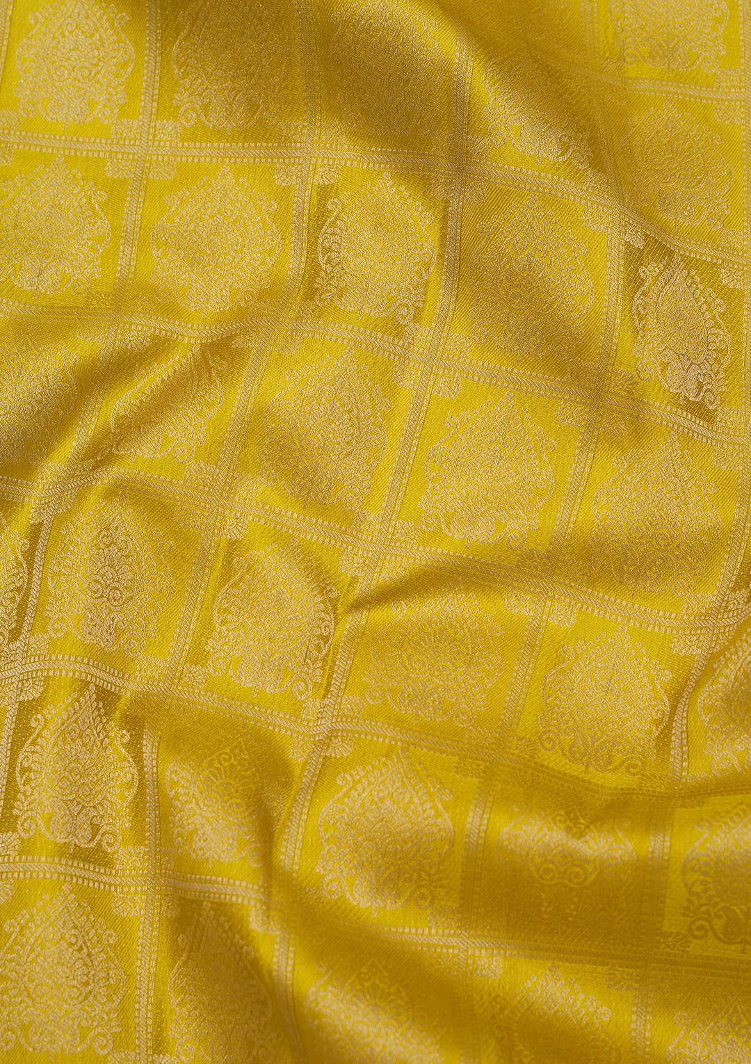 Parrot Green Zariwork Pure Silk Saree