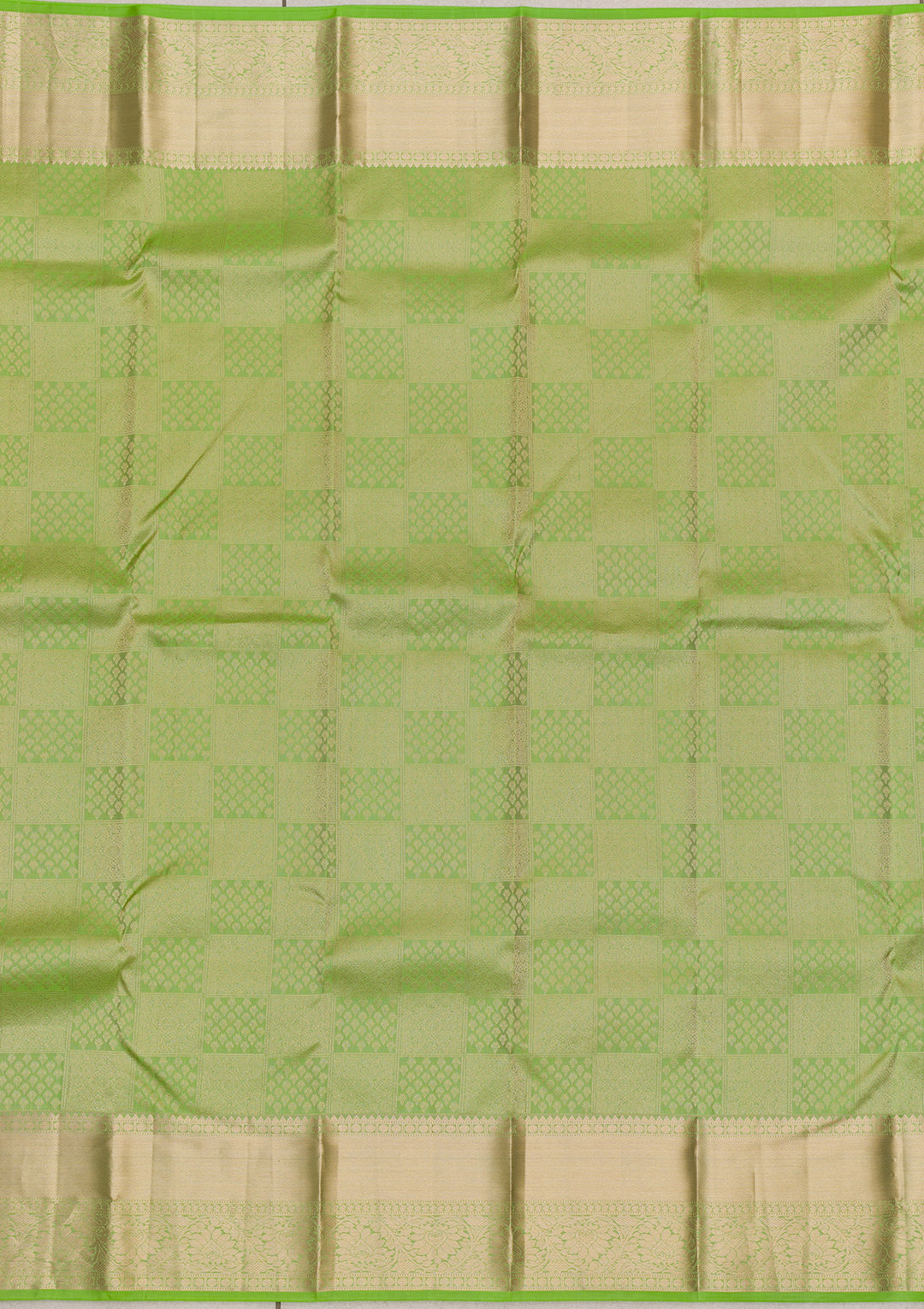 Parrot Green Zariwork Kanjivaram Pure Silk Saree