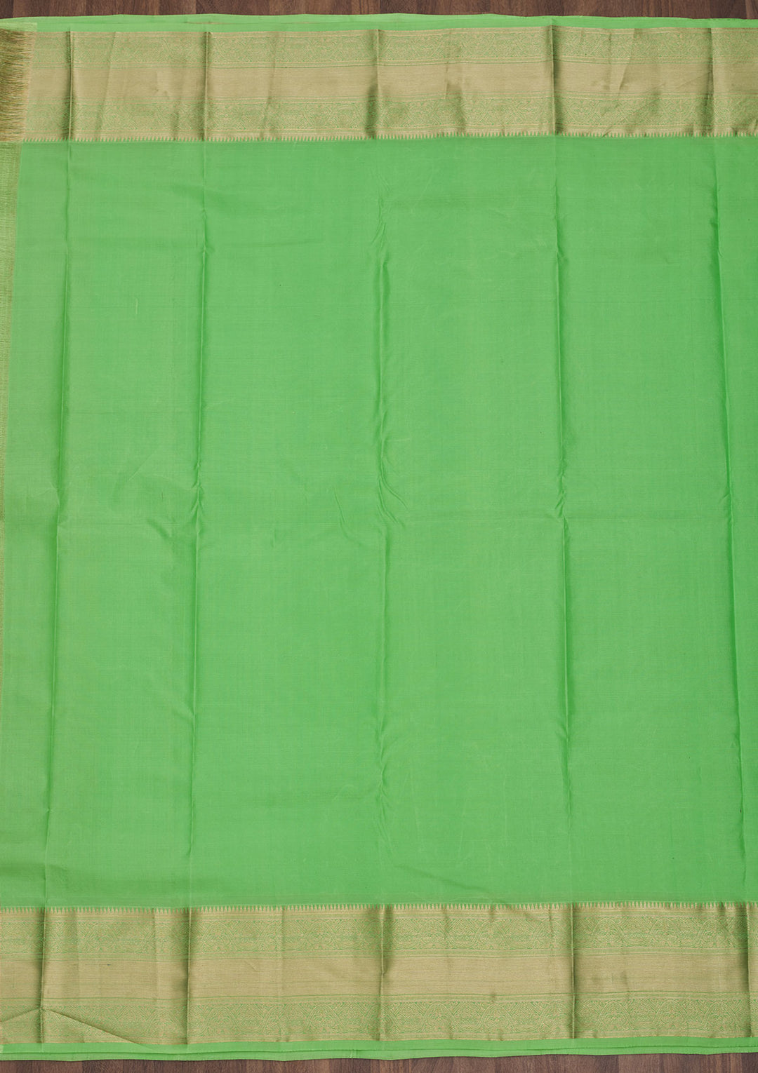 Parrot Green Zariwork Pure Silk Saree