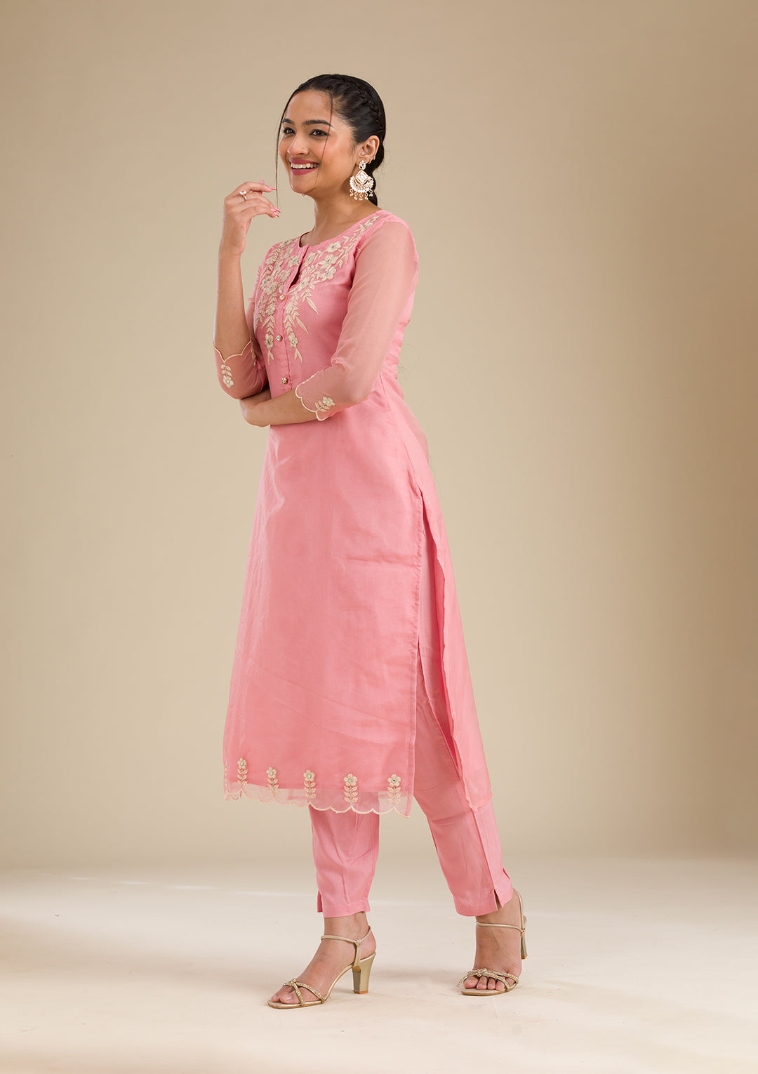 Peach Threadwork Chiffon Readymade Salwar Suit