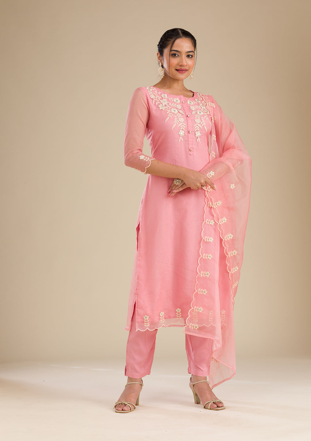 Peach Threadwork Chiffon Readymade Salwar Suit