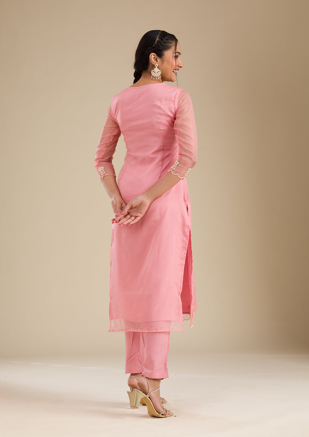 Peach Threadwork Chiffon Readymade Salwar Suit