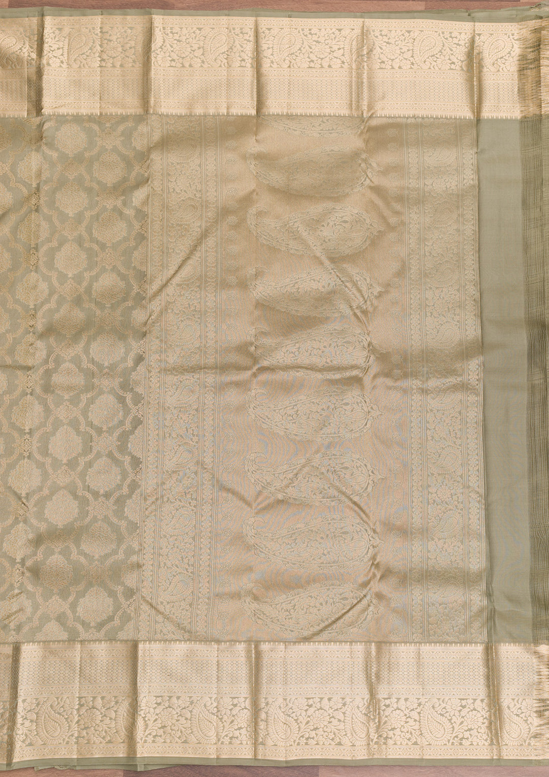 Pista Green Zariwork Pure Silk Saree-Koskii