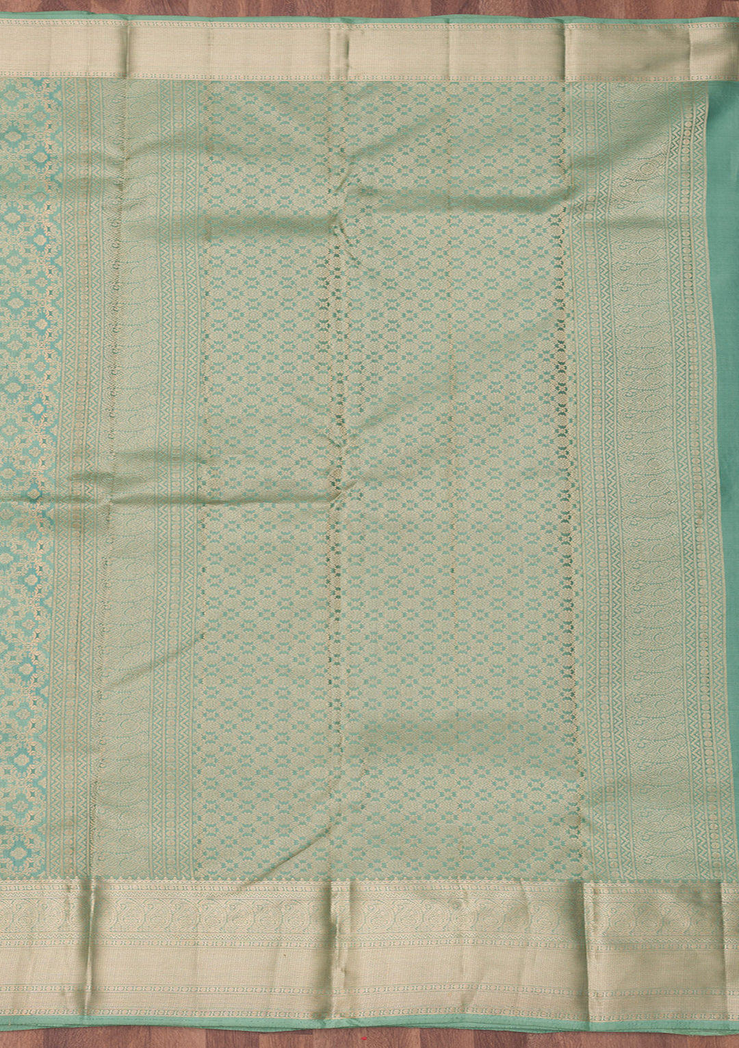 Pista Green Zariwork Pure Silk Saree