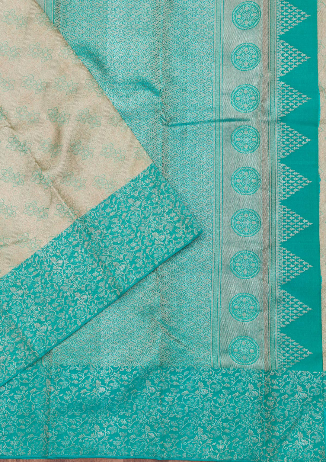 Pista Green Zariwork Pure Silk Saree