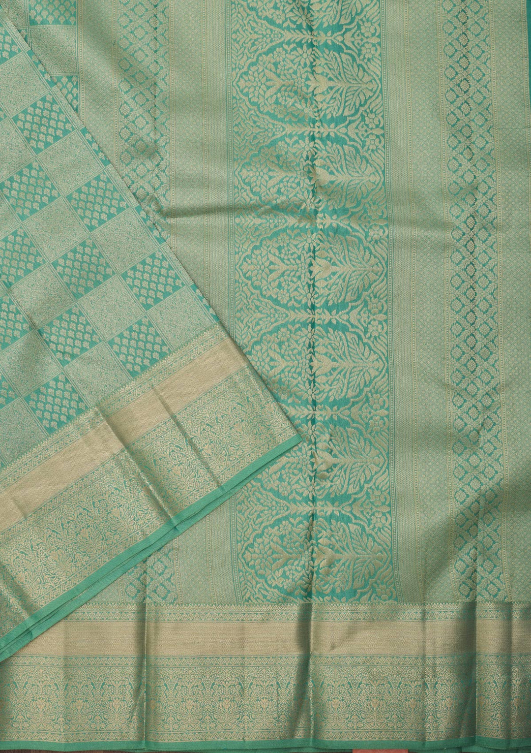 Pista Green Zariwork Pure Silk Saree
