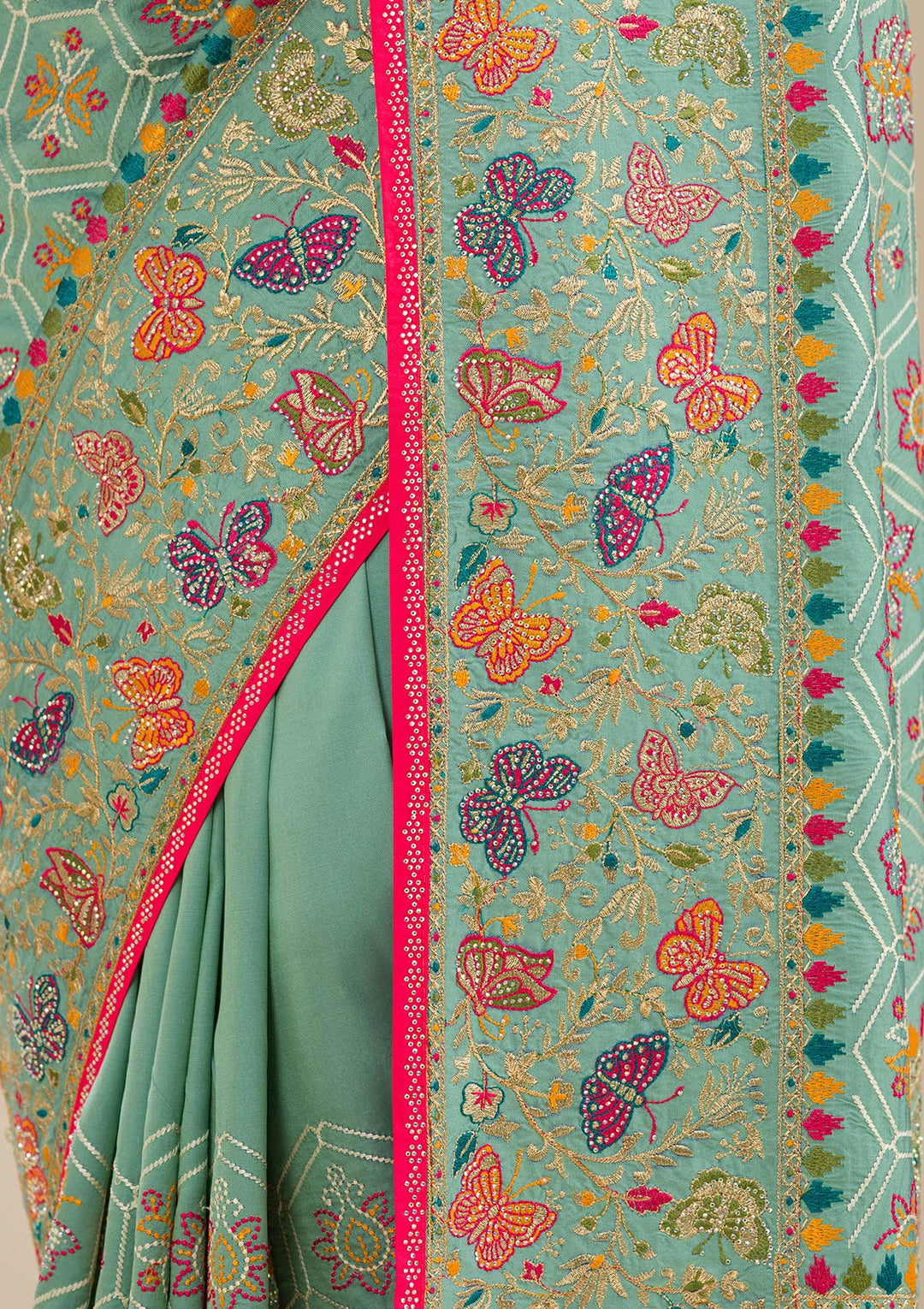 Rama Green Threadwork Soft Silk Saree
