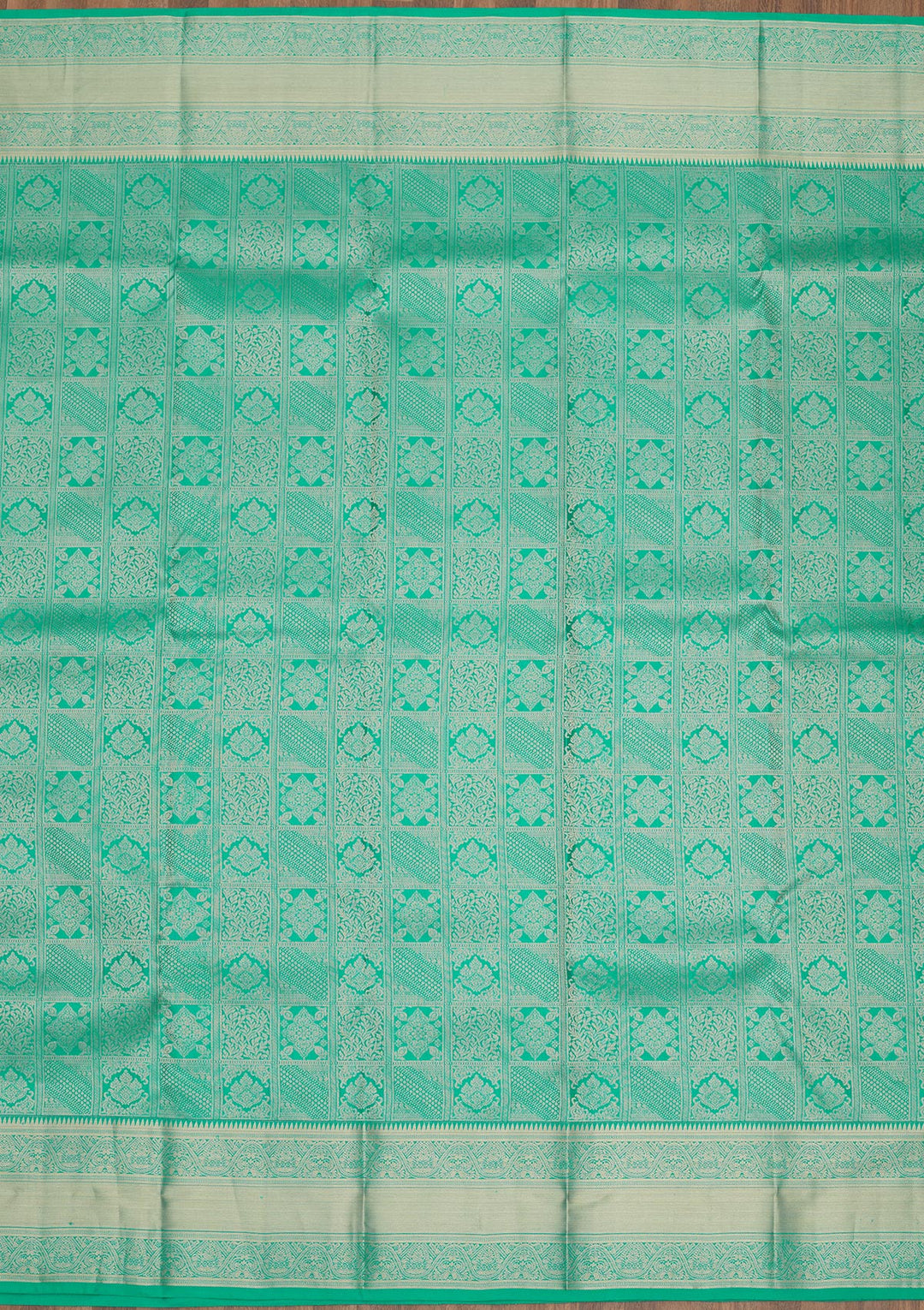 Rama Green Zariwork Pure Silk Saree